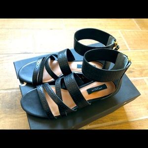 Brand new Ann Taylor Flora Oxford Mini Wedge 7